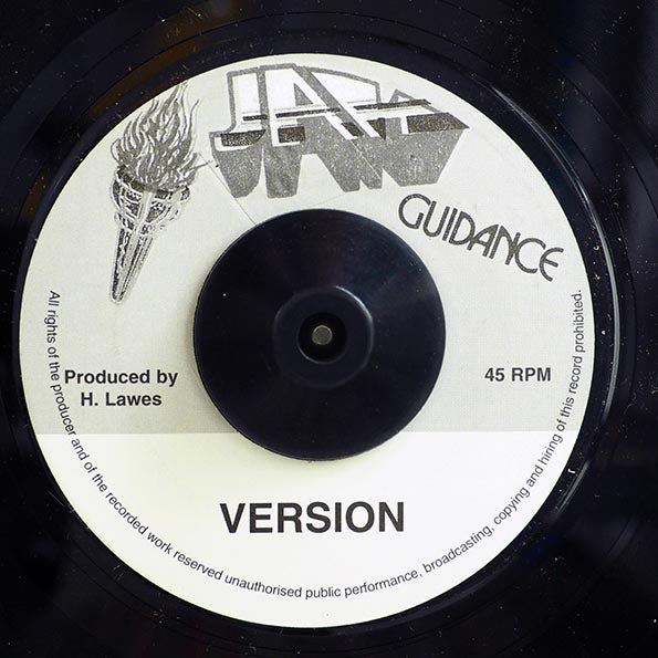 Barrington Levy - Na Broke No Fight Over Woman  /  Roots Radics - Version (7")
