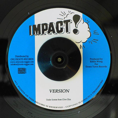 Dennis Brown - Foot Of The Mountain  /  Version (7")