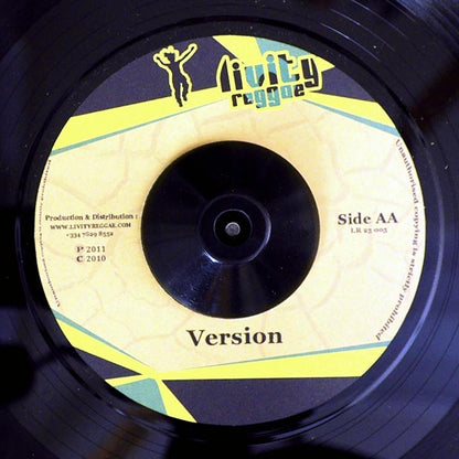 Soom T - Pull It Up  /  Version (7")