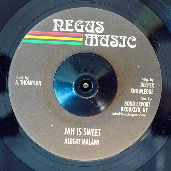 Albert Malawi - Jah Is Sweet  /  Version (7")