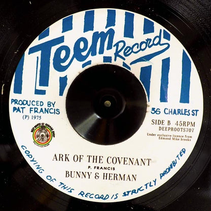 Jah Lloyd - No Tribal War  /  Bunny & Herman - Ark Of The Covenant (7")