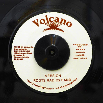 Cultural Roots - Hell A Go Pop  /  The Roots Radics - Version (7")