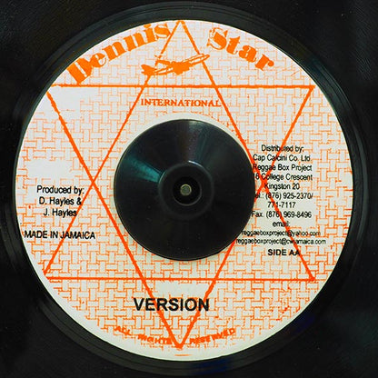 Tony Lowe - Sound Bwoy I'm Telling You  /  Version (7")