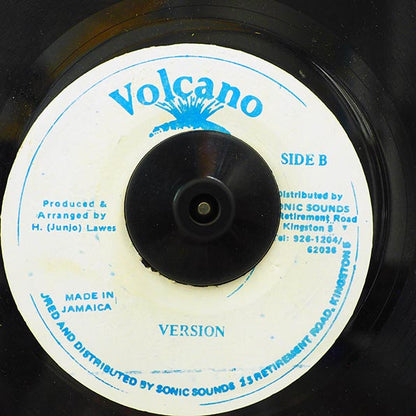 Steve Byfield - Dem A Talk Bout  /  Version (7")