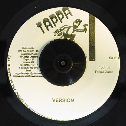 Tappa Zukie - Launch An Attack  /  Version (7")