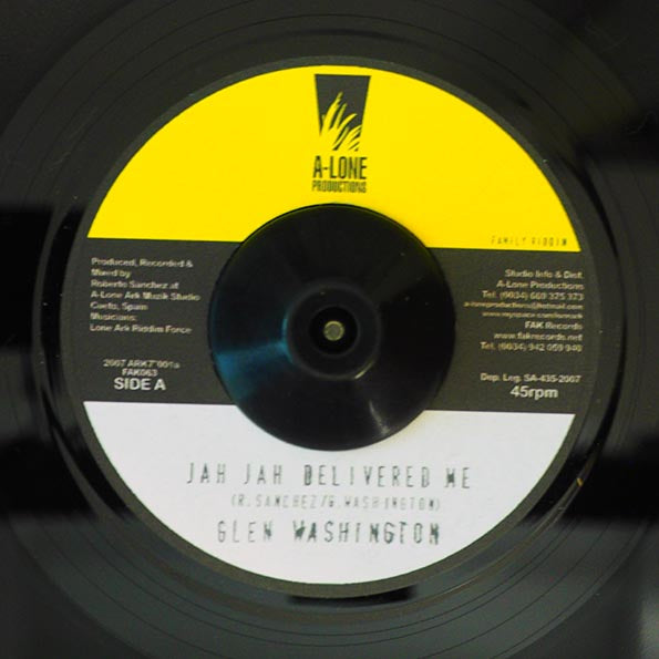 Glen Washington - Jah Jah Delivered Me  /  Ranking Forrest - Heads Of Government (7")