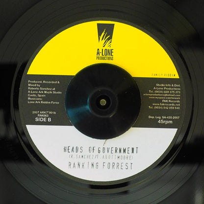 Glen Washington - Jah Jah Delivered Me  /  Ranking Forrest - Heads Of Government (7")
