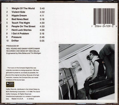 Neil Young - Landing On Water (CD)