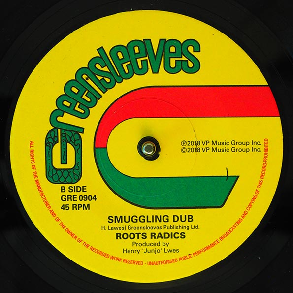 Eek A Mouse - Ganja Smuggling  /  The Roots Radics - Smuggling Dub (7")