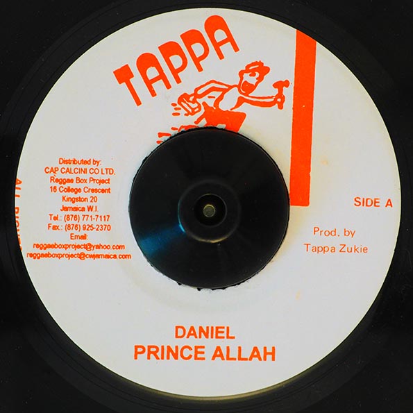 Prince Alla - Daniel In The Lion's Den  /  Version (7")