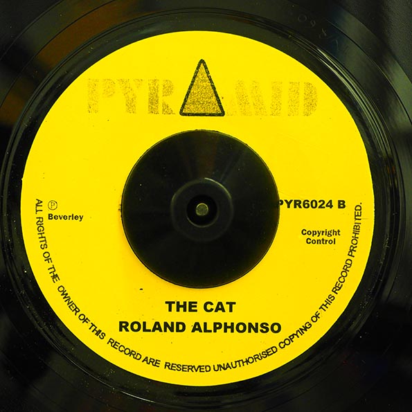 Roland Alphonso - Woman Of The World  /  Roland Alphonso - The Cat (7")