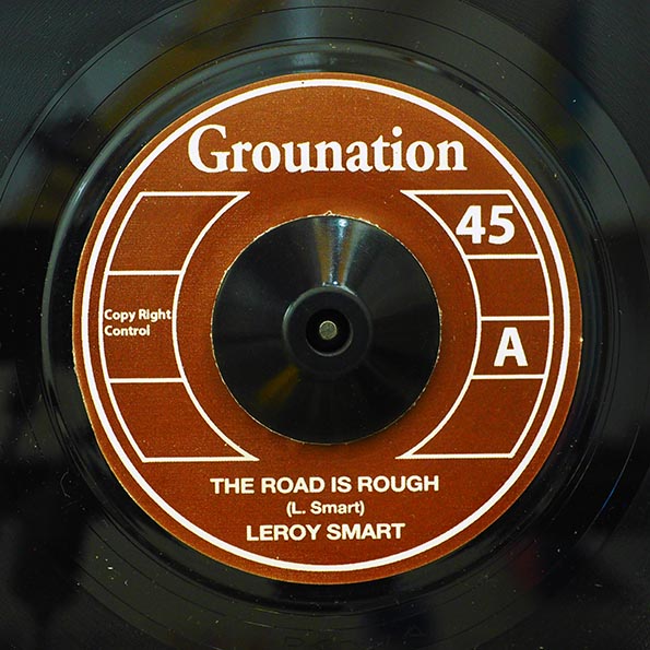 Leroy Smart - The Road Is Rough  /  Version (7")