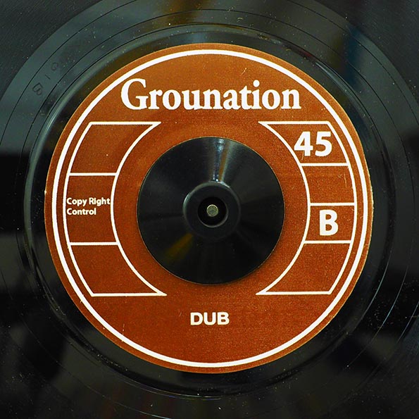 Leroy Smart - The Road Is Rough  /  Version (7")